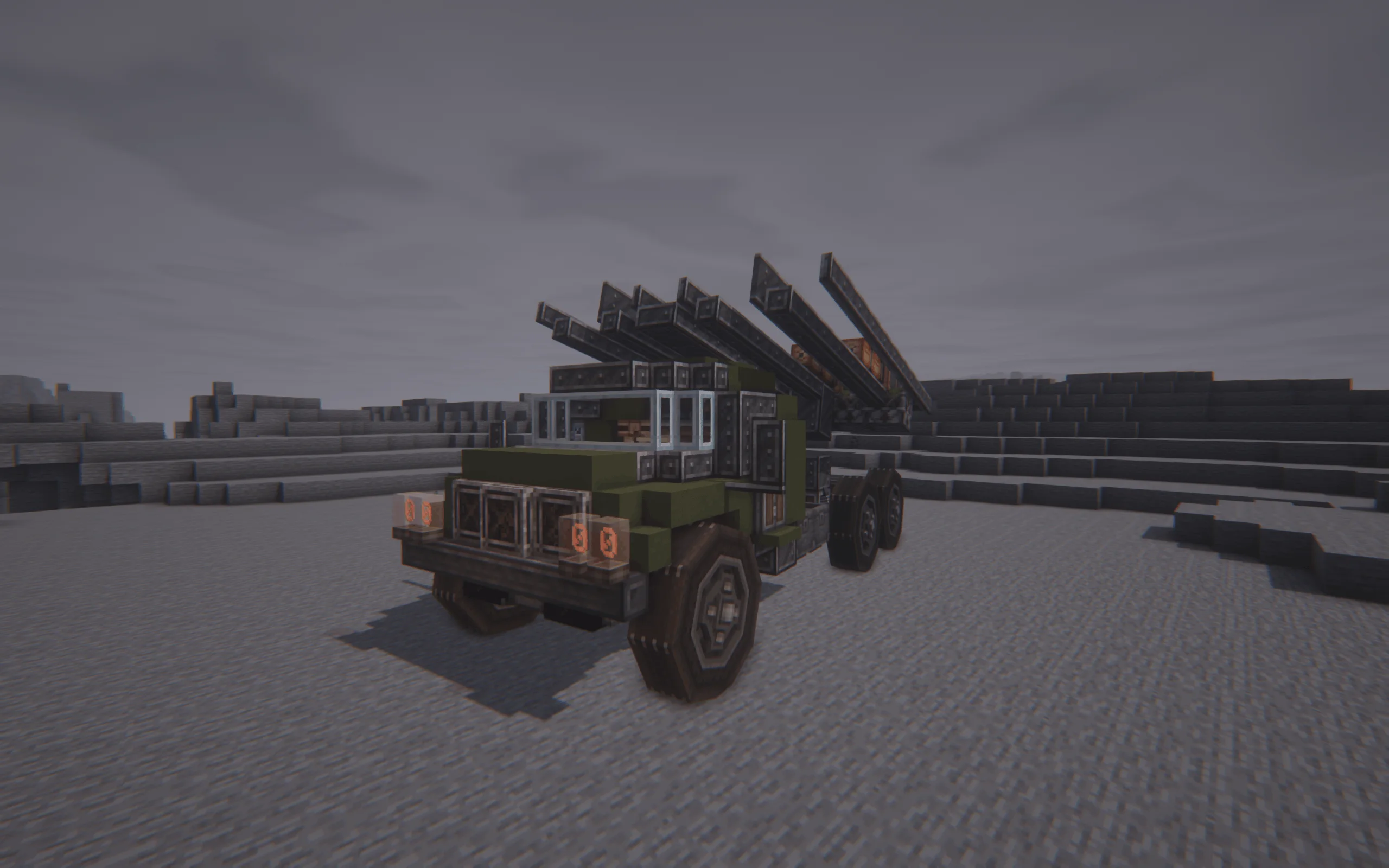 Ảnh xem trước Multiple Rocket Launcher on vehicle - Soviet Katyusha với các chi tiết chính như độ cân thân, dáng đáp, khoảng hở đuôi hoặc rotor, phía điều khiển và khoảng trống quanh bãi đáp.
